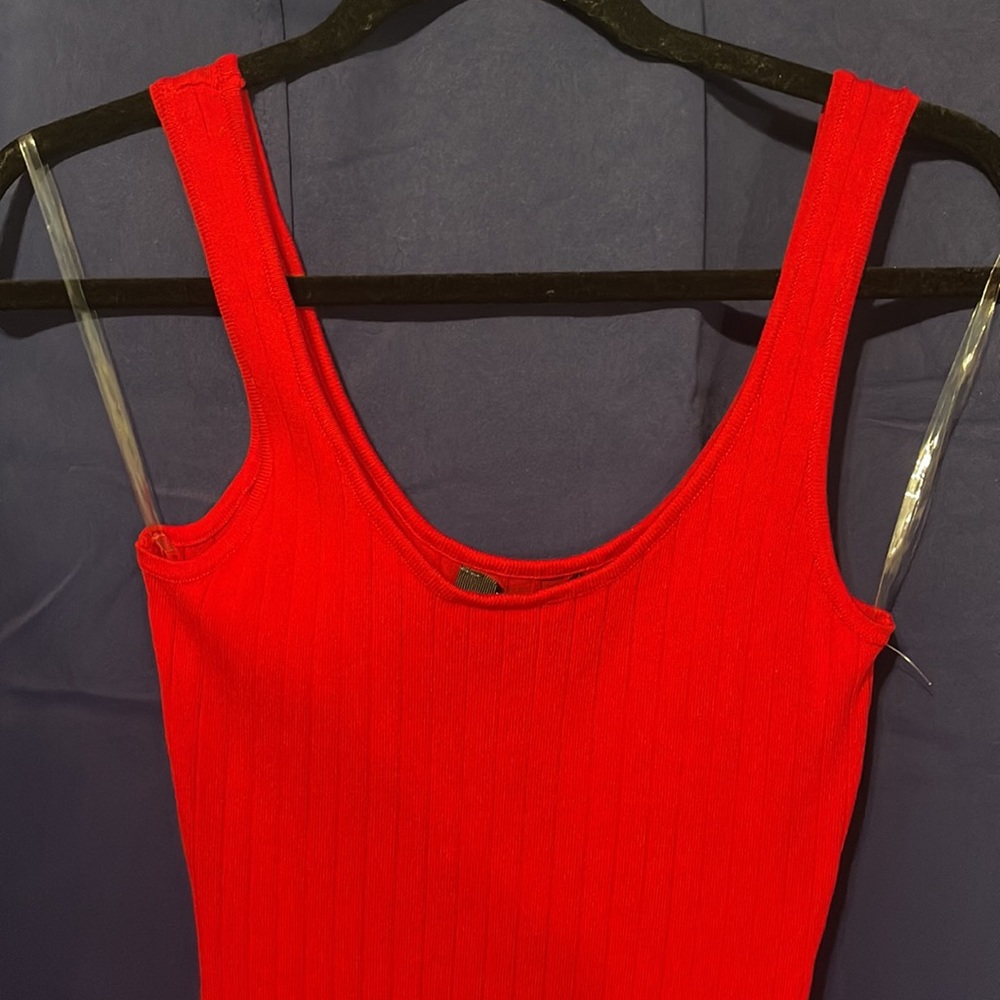 RIBBED RED DRESS - Picture 2 of 6
